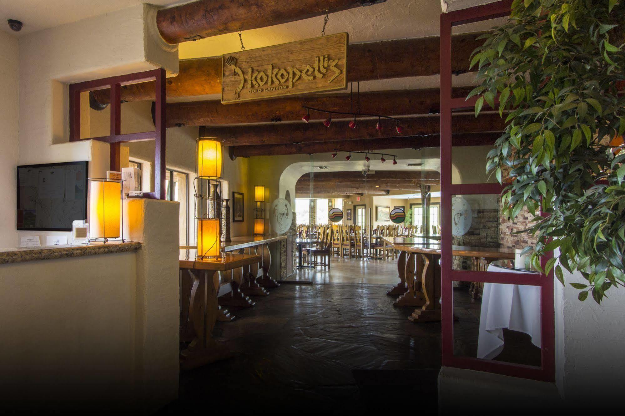 Gold Canyon Golf Resort Екстериор снимка